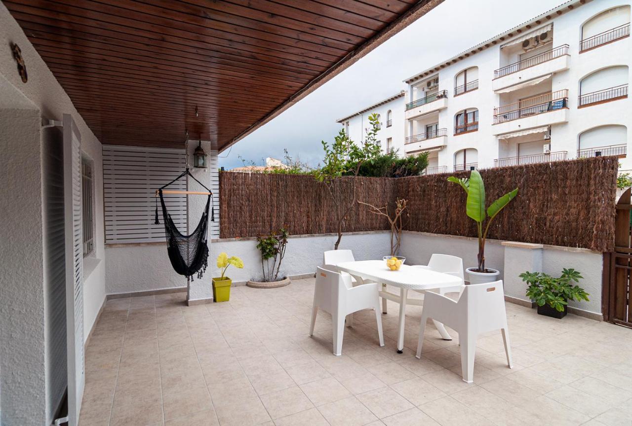 Near Beaches Large Private Patio, Aircon & Community Pool Coma-ruga Ngoại thất bức ảnh