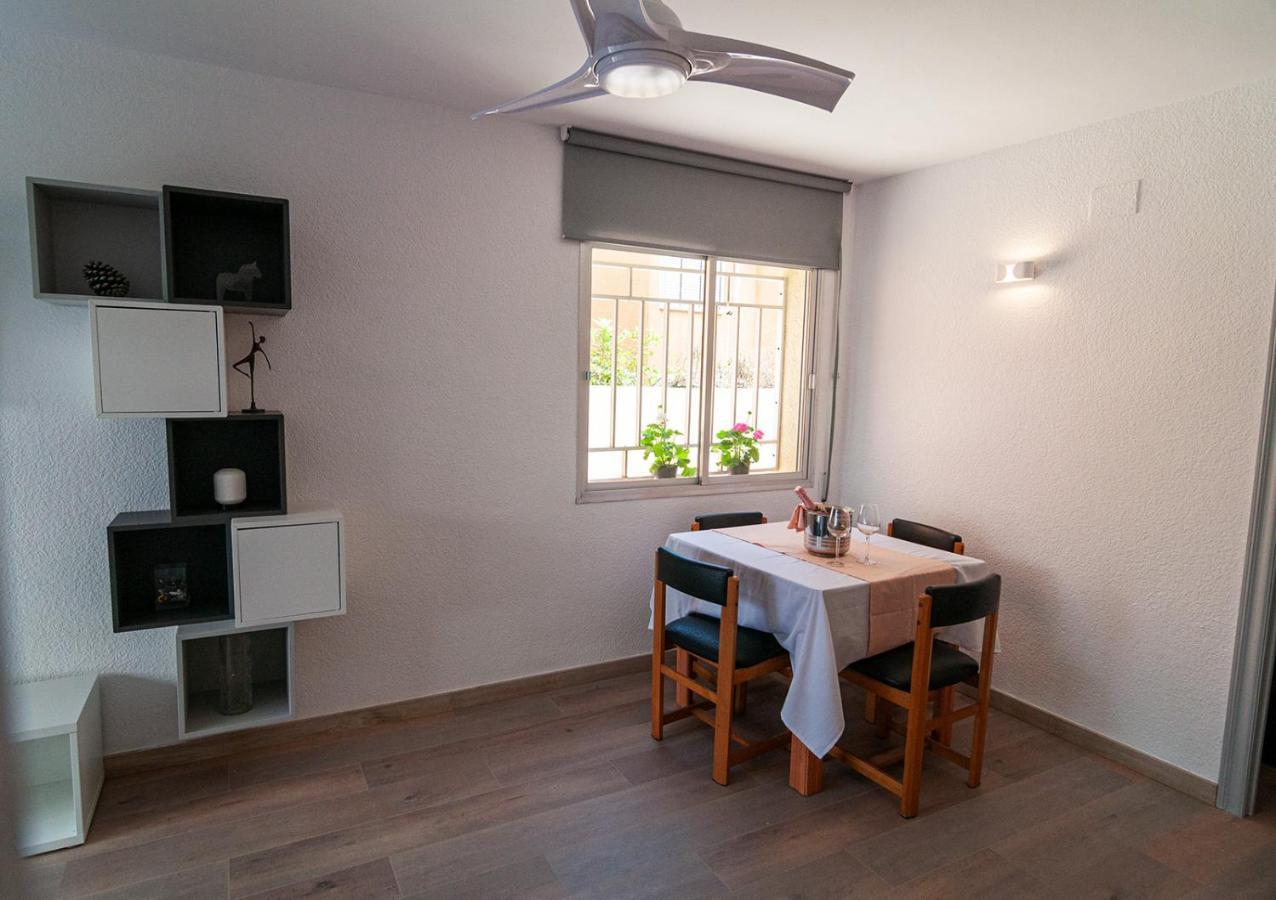 Near Beaches Large Private Patio, Aircon & Community Pool Coma-ruga Ngoại thất bức ảnh